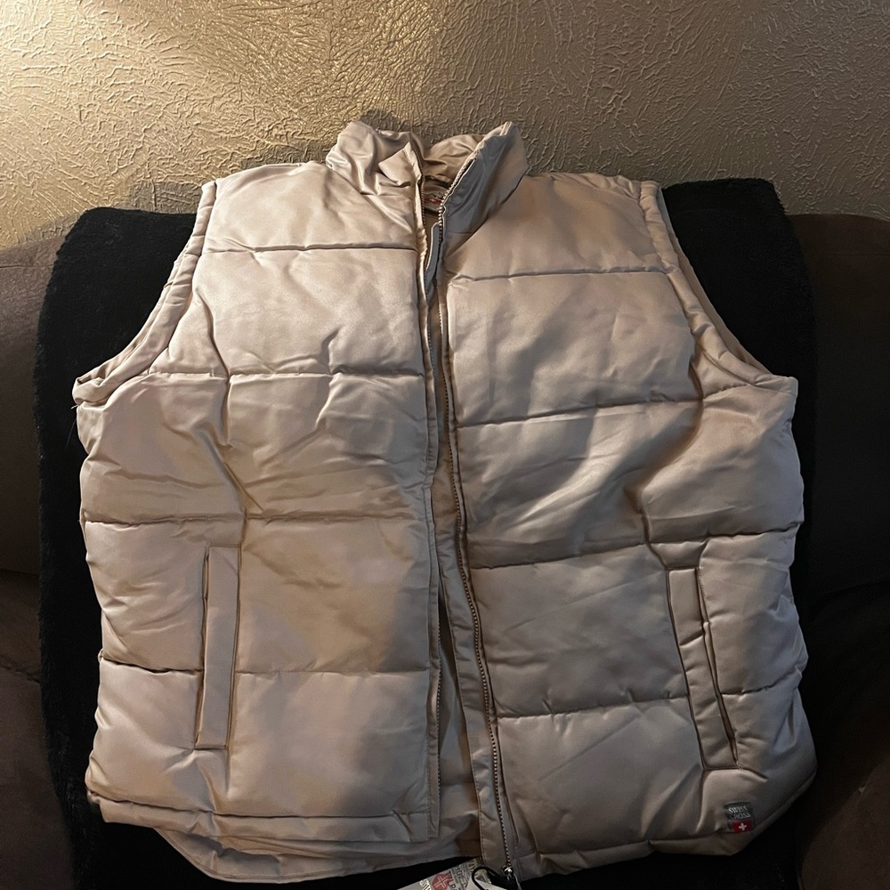 Men's Beige Puffer Vest